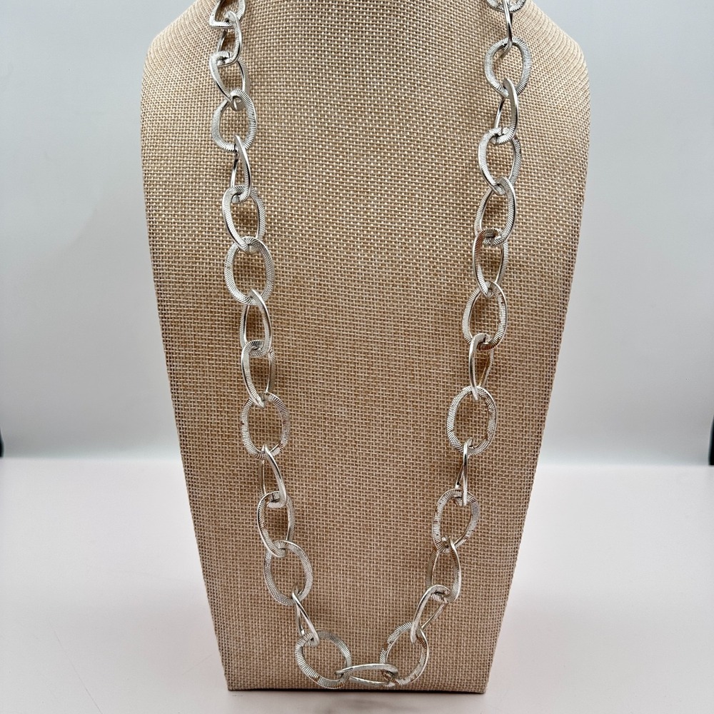 Vintage Y2K Silver Tone Textured Oval Link Chain Necklace 27" Statement